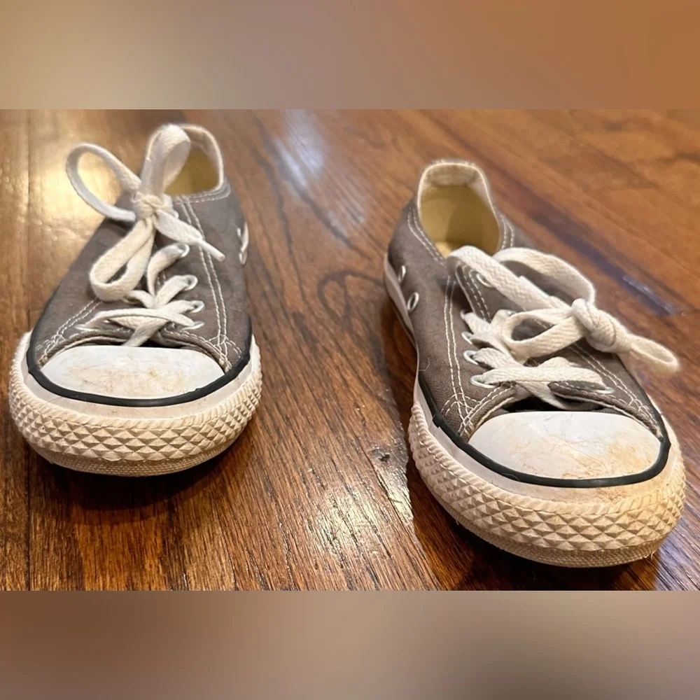 KIDS Youth Converse All Star Low Gray Distressed Style Canvas Sneakers - SIZE 1